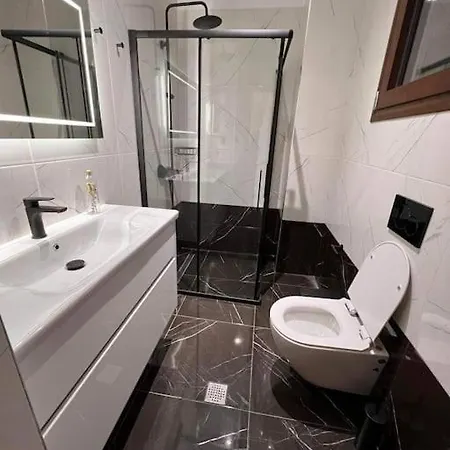 Semesterbostad Ora House